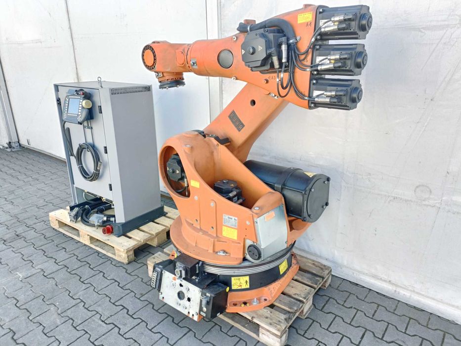 Kompletny przemysłowy robot KUKA 100kg do wielu zadań AUTOMATYZACJI
