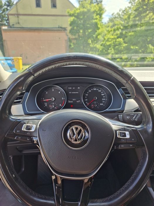 Volkswagen Passat b8