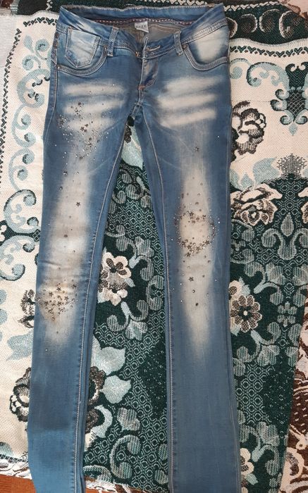 Продам молодіжні джинси