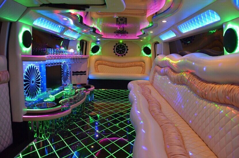 Лимузин на limo-party, девичник, день рождения, свадьбу.Аренда, прокат