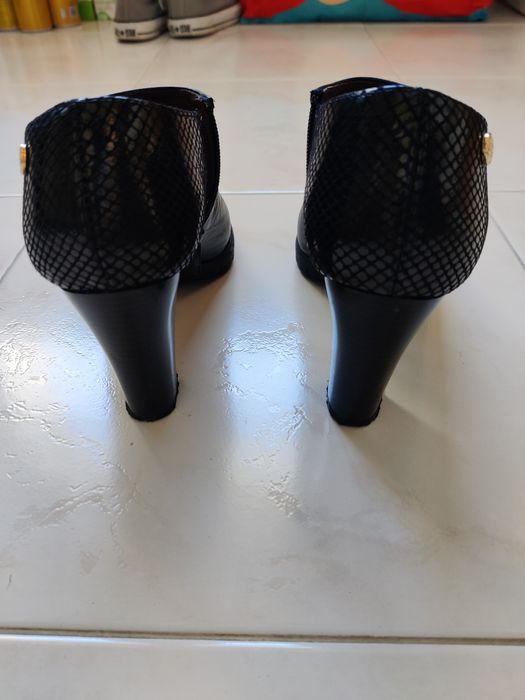 Botins salto alto tamanho 37 pouco usados, marca Calçado Guimarães