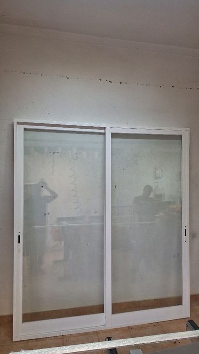 Janela de correr aluminio