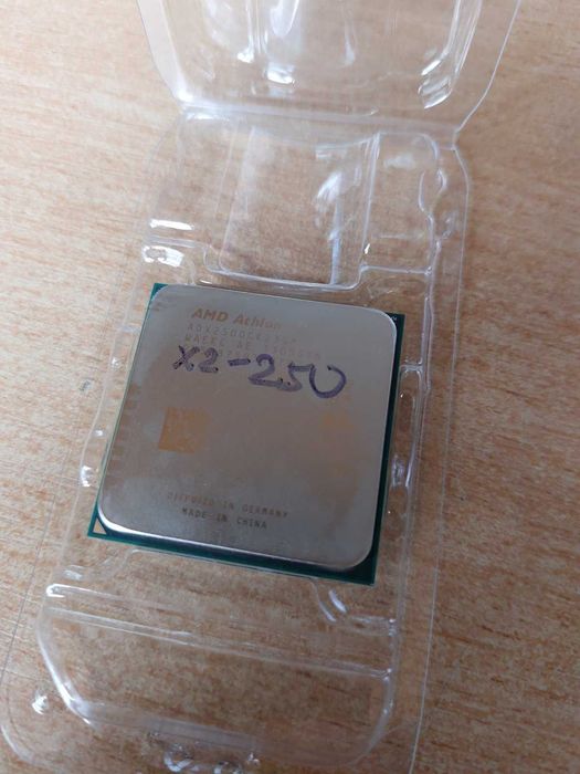 Процессор AMD Athlon II X2 250 рабочий. s AM2+ AM3 AM3+