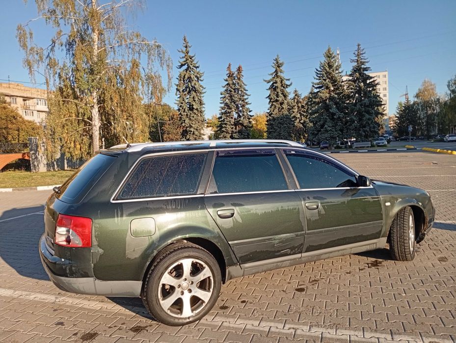 Автомобіль Audi a6