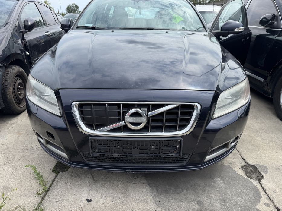 Volvo V70 III S80 II maska pokrywa silnika 467-46