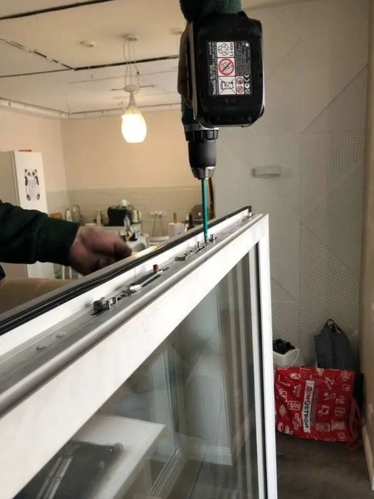 Замена стеклопакета, откосы, регулировка окон, ремонт