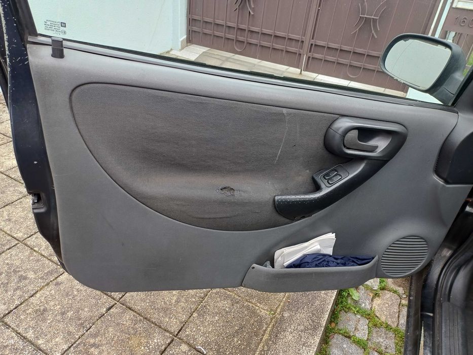 OPEL CORSA 1.7 - Usada a Circular – Económica e Fiável