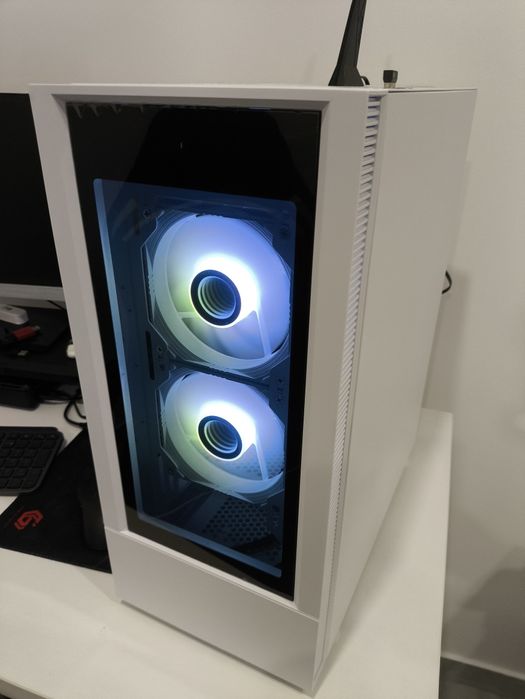 Pc RTX 5060ti 16GB + Ryzen 7 8700F + Corsair DDR5 32gb LED + MS B850I