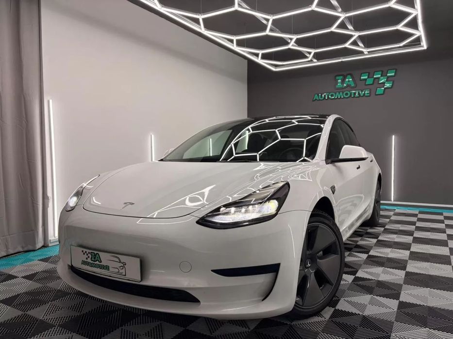 Tesla Model 3 Standard RWD Plus