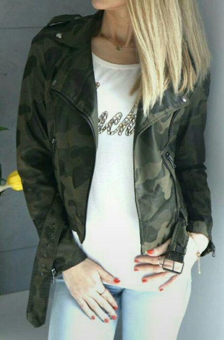 Okazja! Ramoneska Moro Z Paskiem