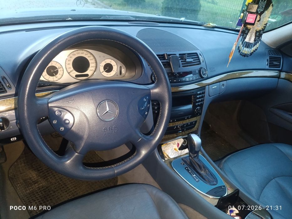 Mercedes 211 e320 нерозмит без мотора
