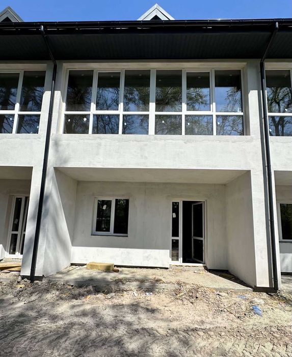 Цегляний новий таунхаус, автономне газове опалення. Дмитро