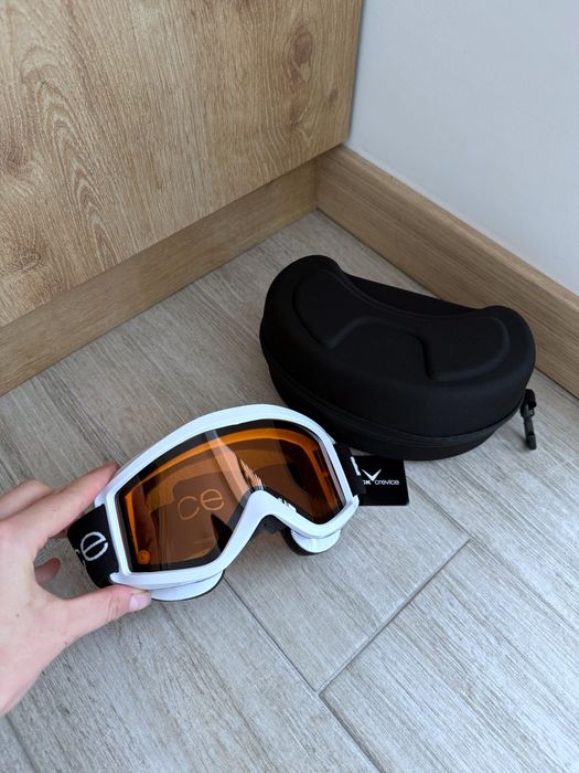 Black Crevice Ski Goggles Cat S2