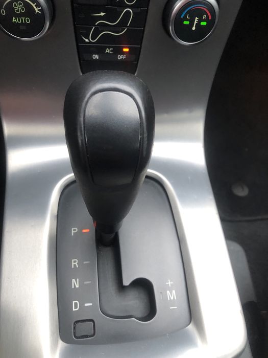 Вольво V50, автомат Aisin, 2.0 D, R- Design, cвiжопригнане