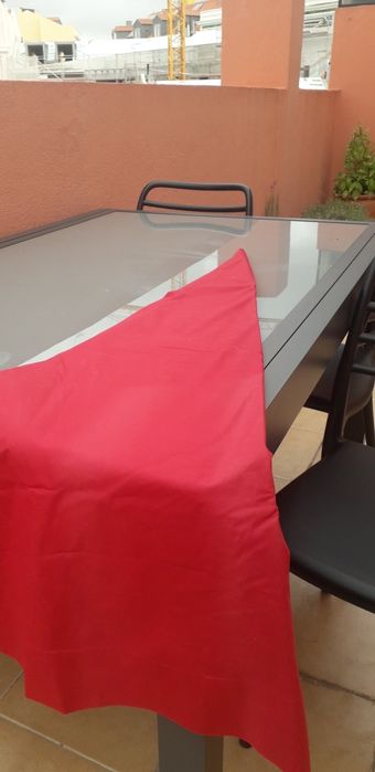 Toalha para mesa de camilla