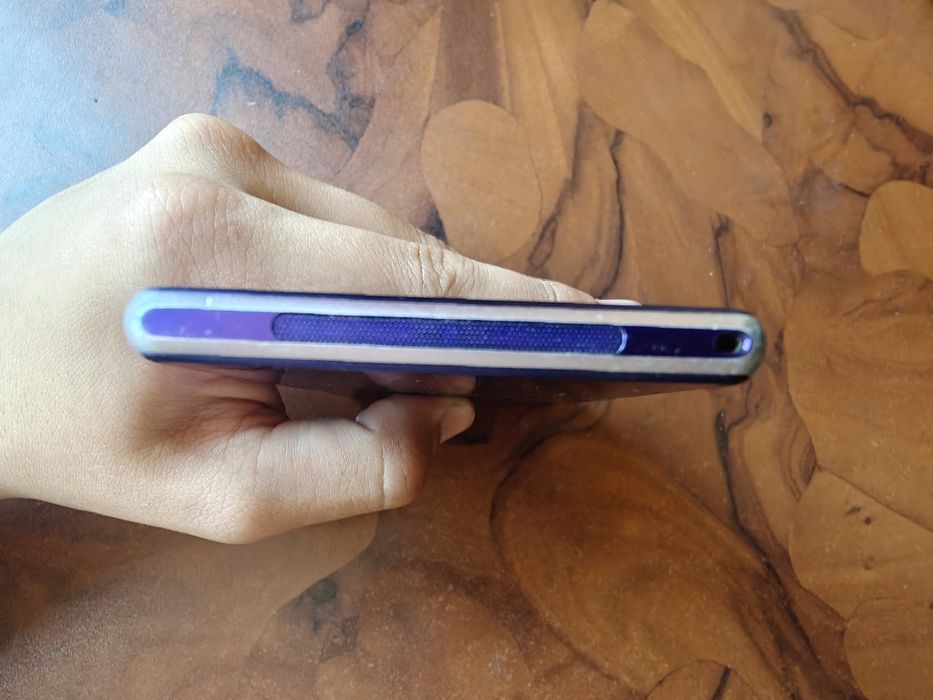 Sonny Xperia ZX1 (purple)