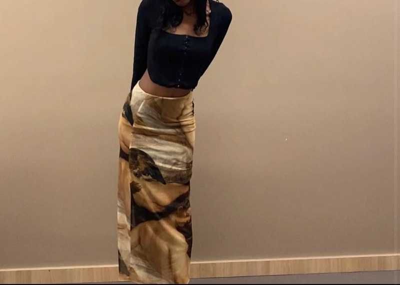 saia lápis comprida