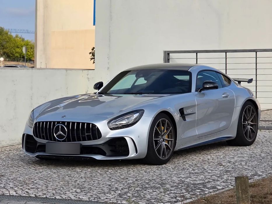 Mercedes-Benz AMG GT R