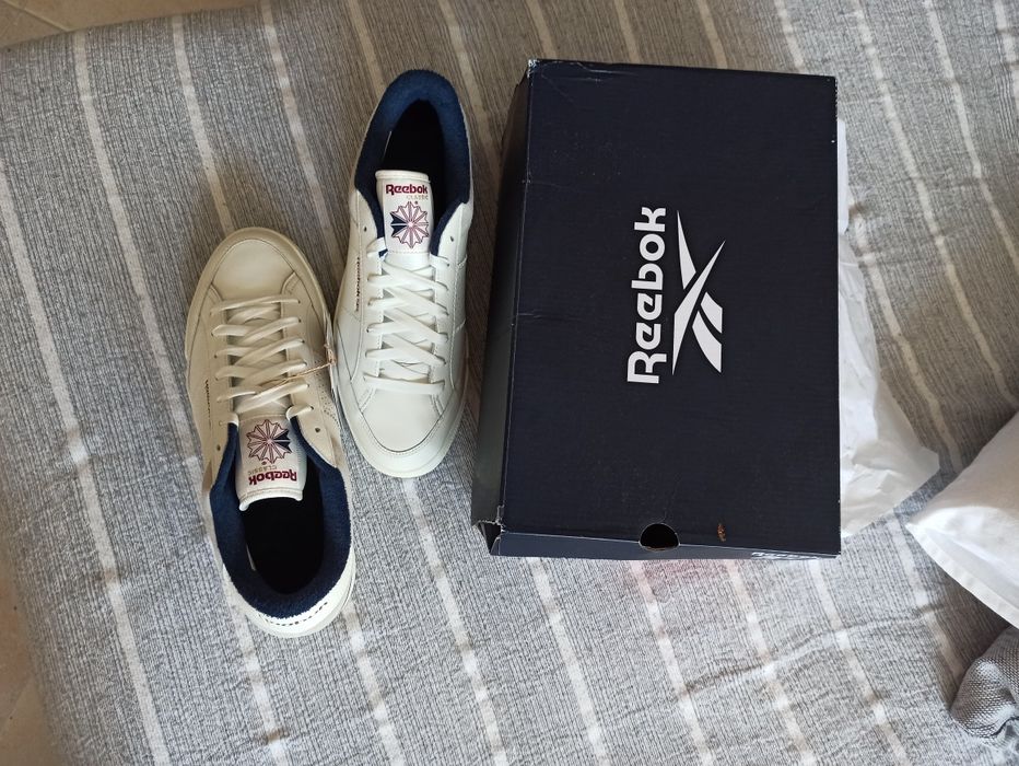 [Novo] Reebok 44.5 EU