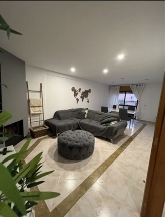 Aluga-se T2 Sao marcos