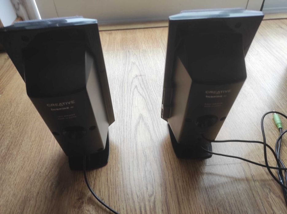 Colunas creative inspire 280