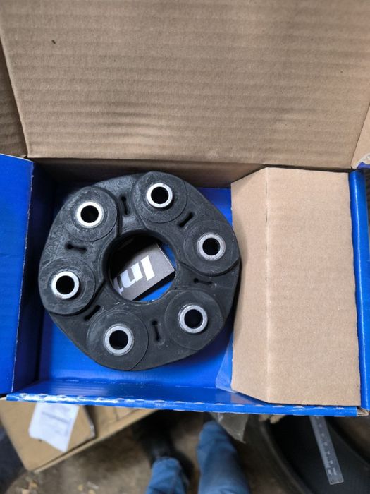 Муфта карданна 10860087