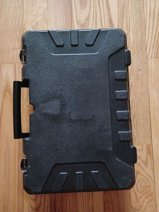 Продам кейс для реноватора б/у