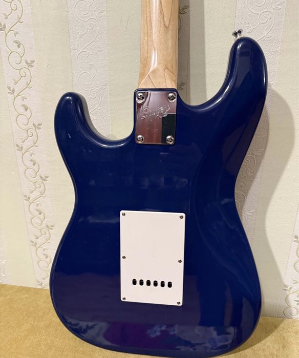 Електрогітара Squier by Fnder Bullet Strat