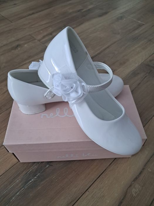Buty pantofle komunijne rozm. 35