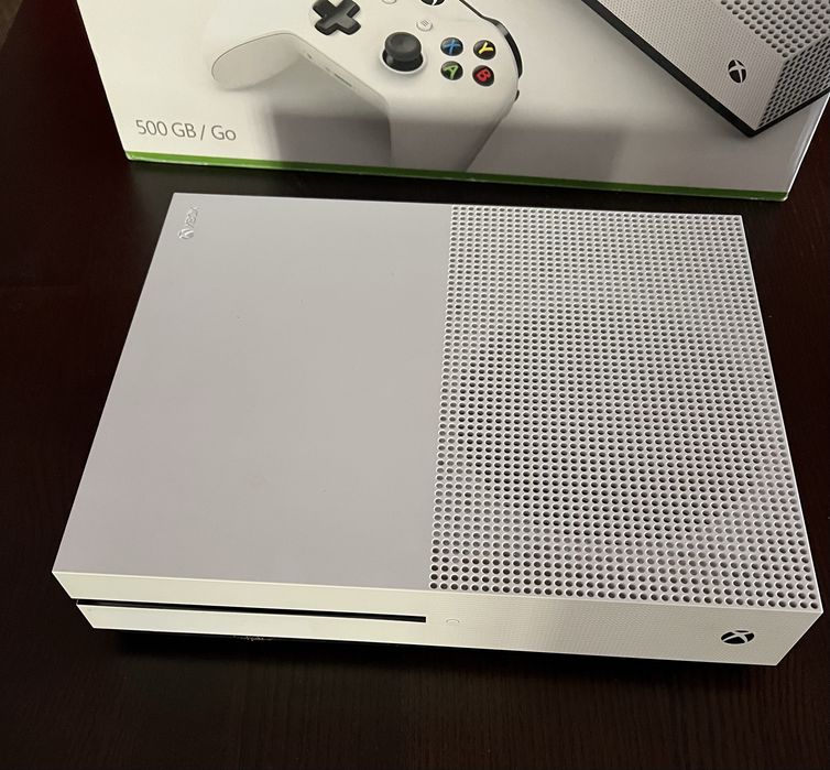 Xbox One - 500 GB