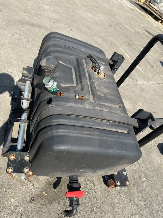 Zbiornik na wodę szarą kamorra man atego kamper