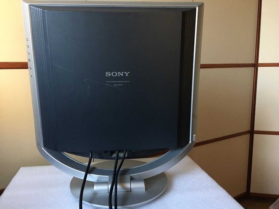 Продам монітор Sony SDM-HX73 17``