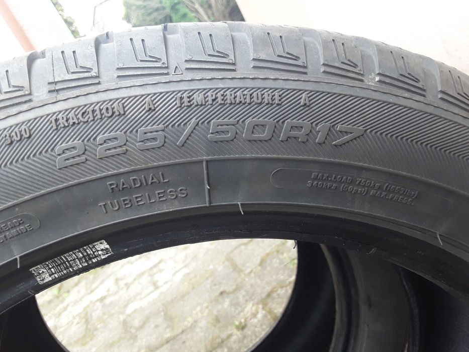 Opony całoroczne 225 50r17 Goodyear