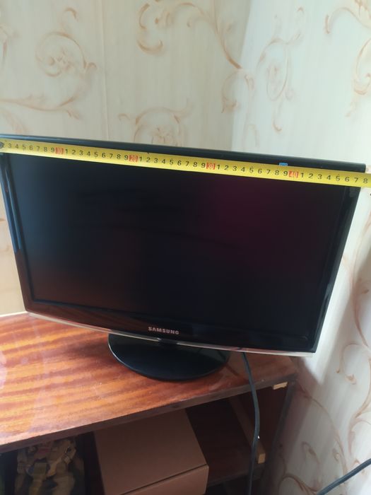 Монитор Samsung с TV тюнером