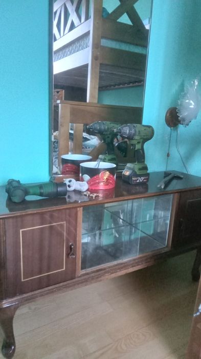 Шкаф.тумби.з шухлядами