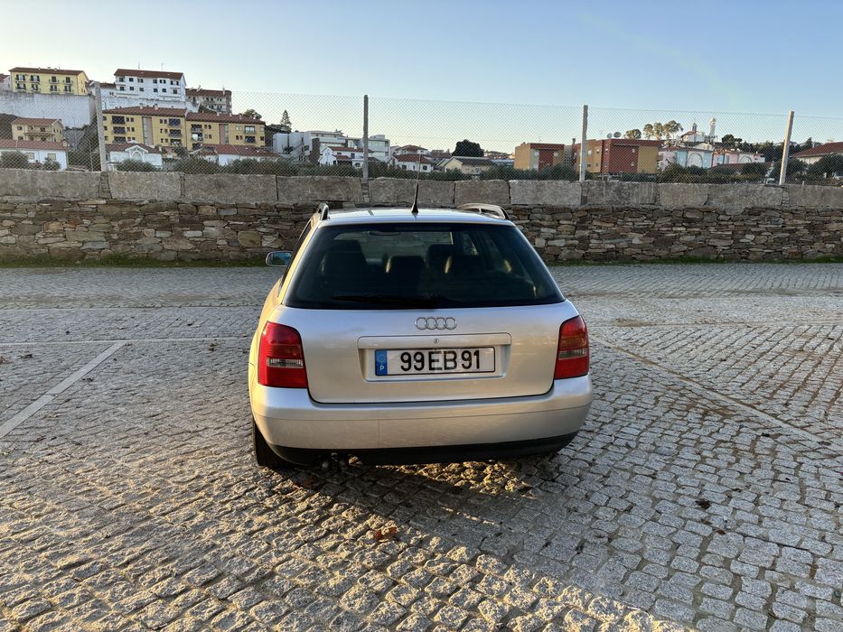 Audi A4 avant.