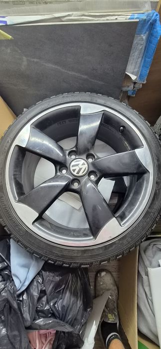 Felgi Rotory audi  18 z oponami zimowymi