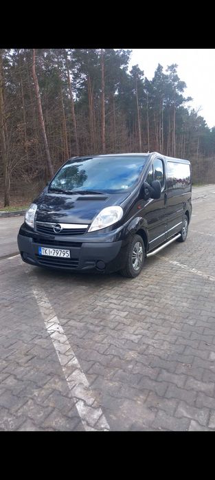 Opel  Vivaro 2.5 CDTI