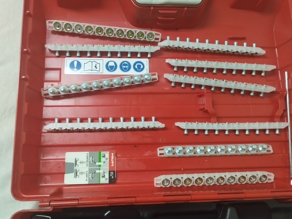Ferramenta de Fixação a Pólvora DX 76 PTR