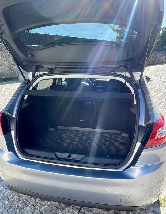 Carro Peugeot 308 gasolina