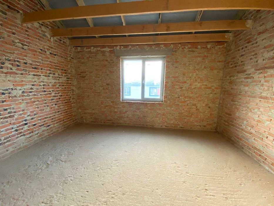 Котедж в районі  Ювілейний з міськими комунікаціями