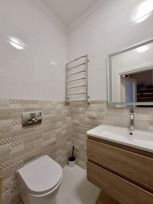 Продаж танхауса у с. Ходосівка, з ремонтом, меблями та технікою