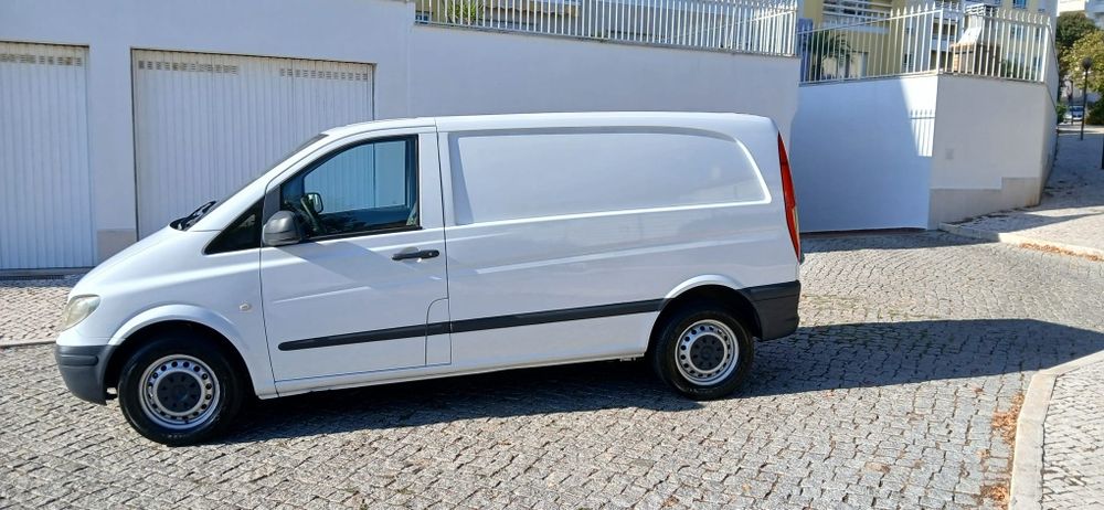 Vendo Mercedes -benz Vito 109CDi foto 2