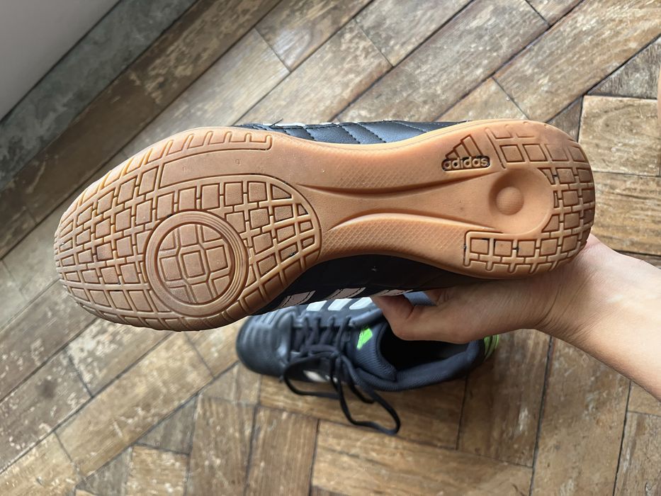 Chuteiras futsal Adidas