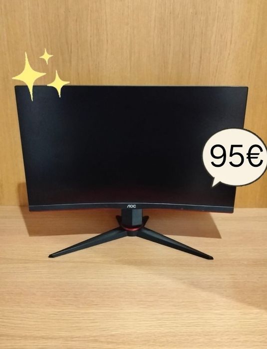 PC com AOC Monitor