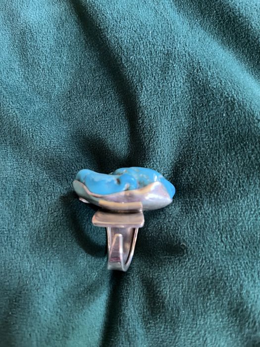 Srebrny pierscionek z duzym turkusem