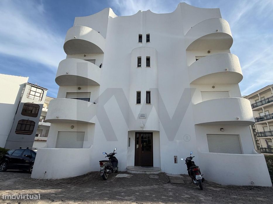 T 1 em Olhos de Água, Edificio Campimar