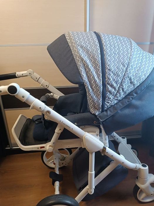 Каляска в ідеальному стані