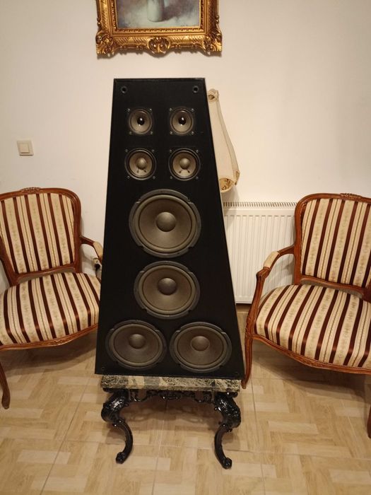 Mega Kolumna Palladium Pyramiden Box 500 W Vintage
