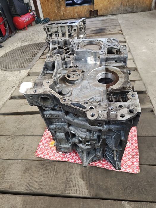 Блок двигун b16dth opel 1.6 диз.